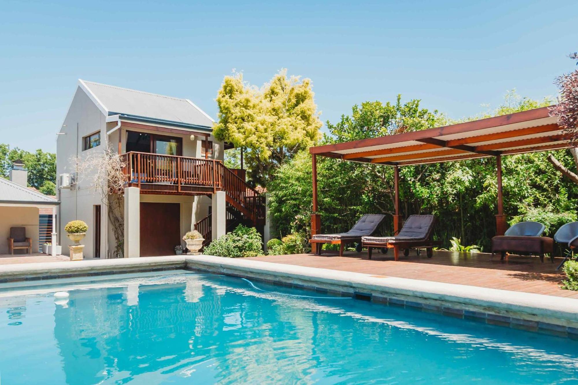 Atello Guesthouse 조지 외부 사진